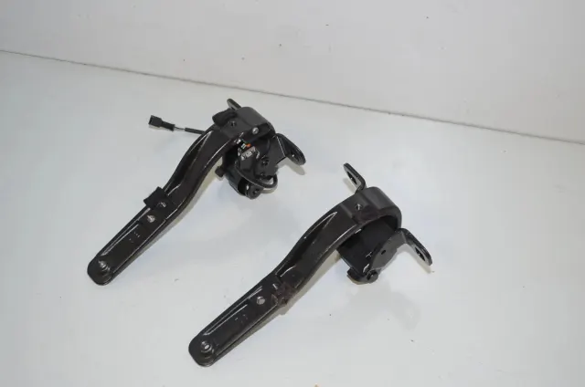 Tailgate Bootlid Hinge Set
