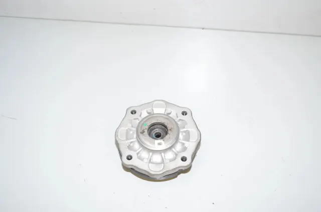 Rear Right Shock Absorber Bracket