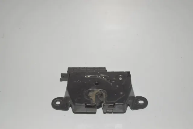 Tailgate Boot Lock