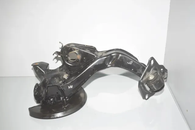 Rear Right Wheel Hub