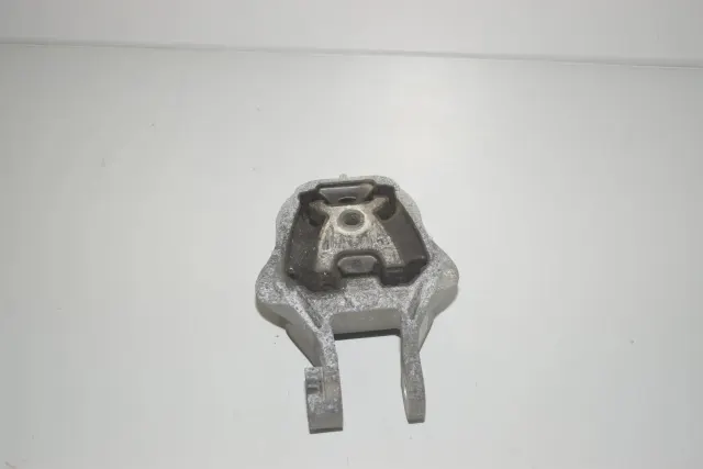 Right Side Engine Bracket