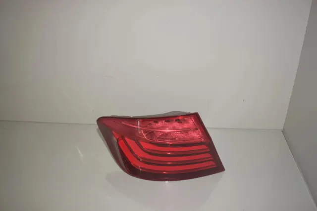 Rear Left Tail Light