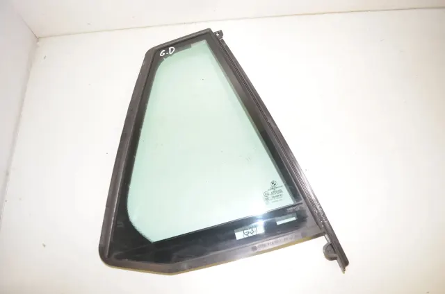 Rear Right Quarter Window