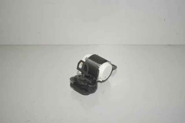 Rear Right Seatbelt