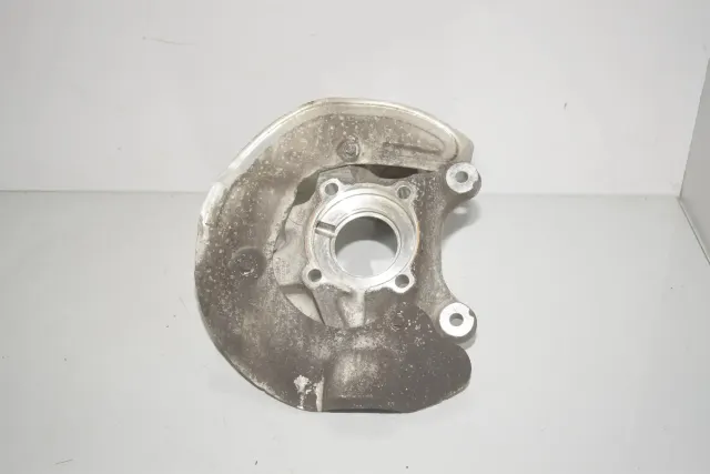 Front Right Wheel Hub