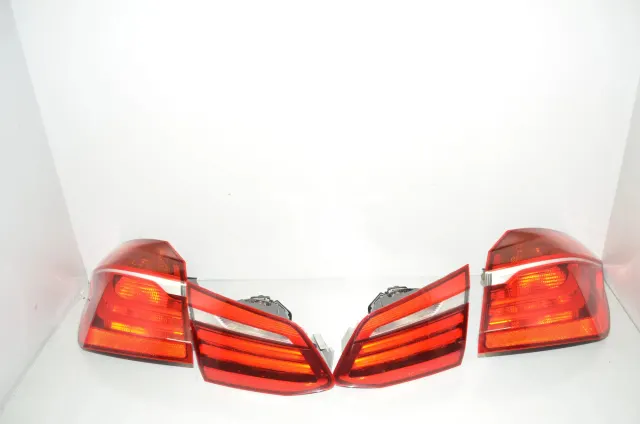 Rear Tail Light Set