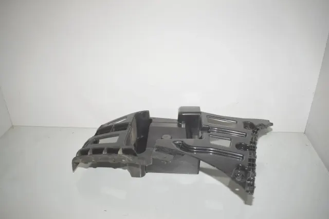 Rear Right Bumper Bracket