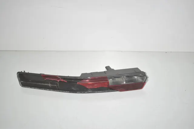 Right Side Tailgate Tail Light