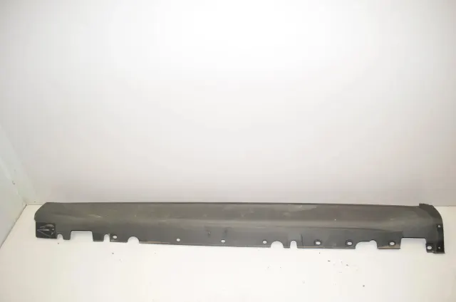 Left Side Plastic Sideskirt Cover