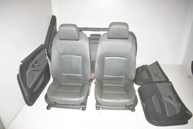 Seat set