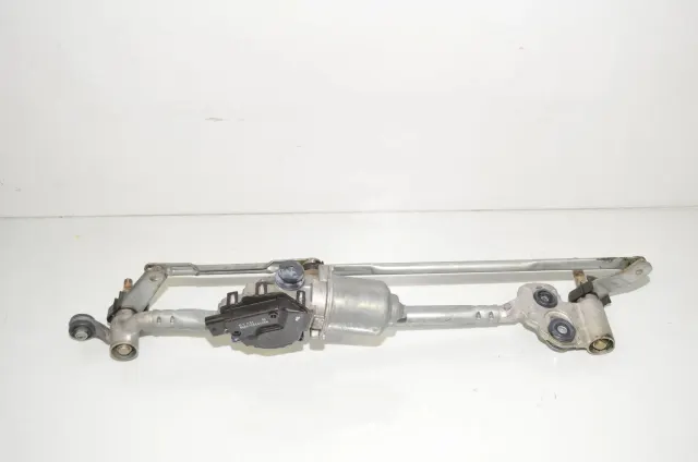 Front Windshield Wiper Mechanism