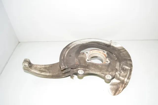 Front Right Wheel Hub