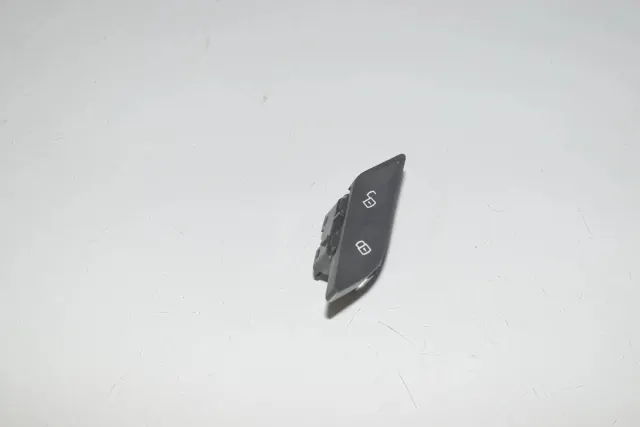 Door unlock/lock buttons