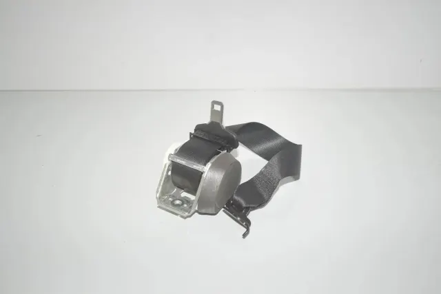 Rear Right Seatbelt