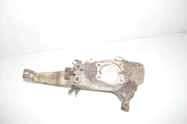 Front Left Wheel Hub