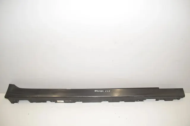 Right Side Plastic Sideskirt Cover