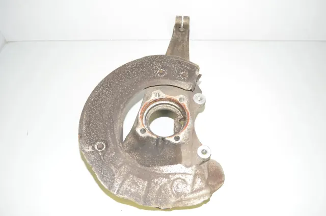 Front Left Wheel Hub