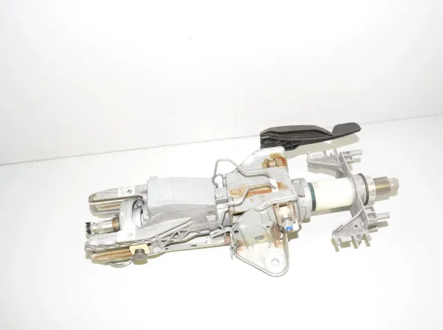 Steering Wheel Adjustment Mechanism