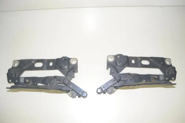 Front Left Bonnet Hinge