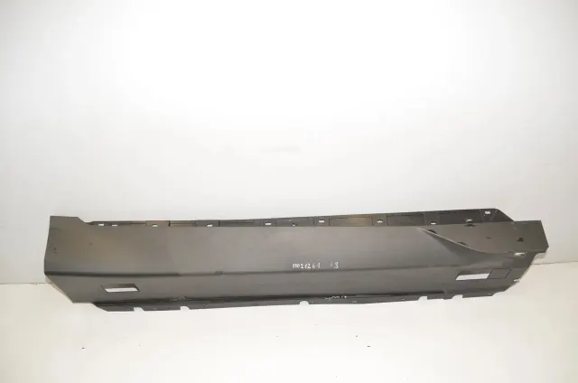 Right Side Plastic Sideskirt Cover