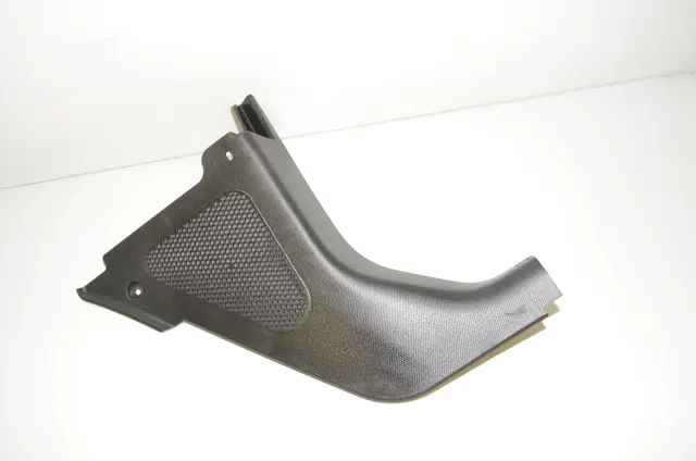 Front Right Interior Step Trim