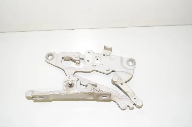 Front Left Bonnet Hinge