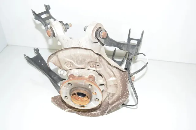 Rear Left Wheel Hub Spindle