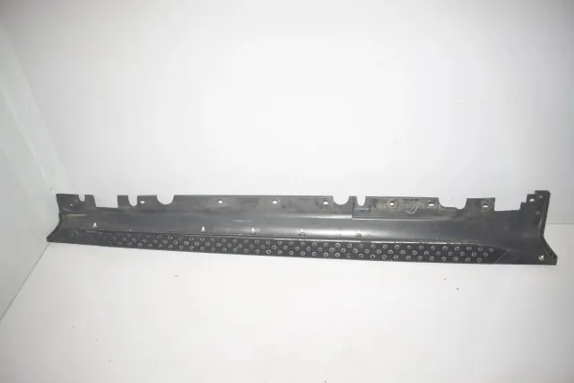 Left Side Sideskirt