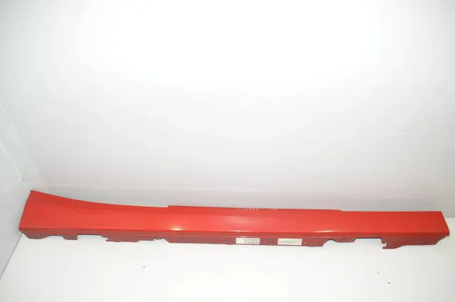 Right Side Plastic Sideskirt Cover