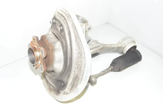 Front Right Wheel Hub