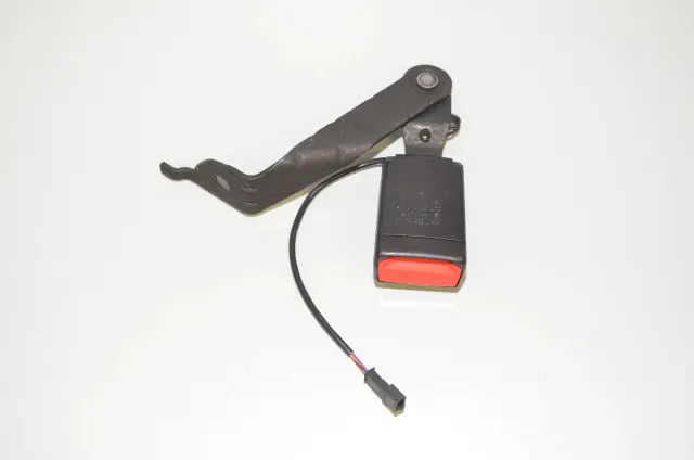Rear Right Seat Buckle