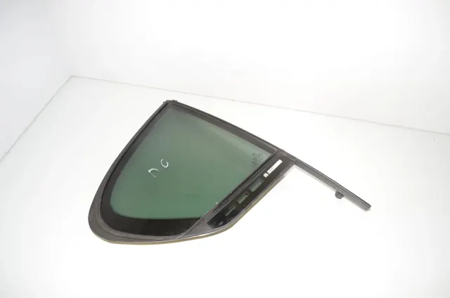 Rear Right Quarter Window