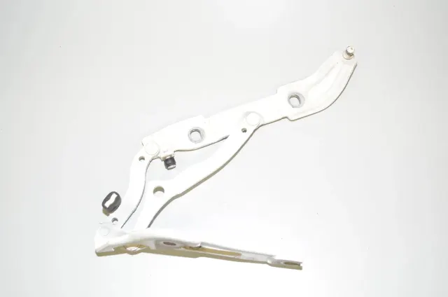 Left Side Bootlid Hinge