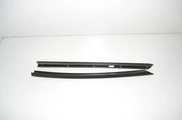 Windshield Right Vertical Trim