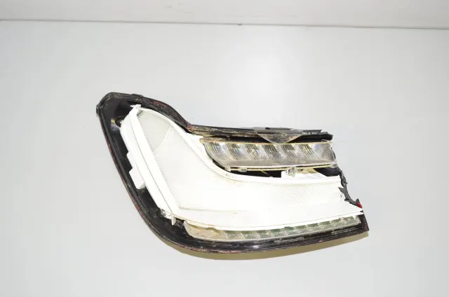 Rear Left Tail Light