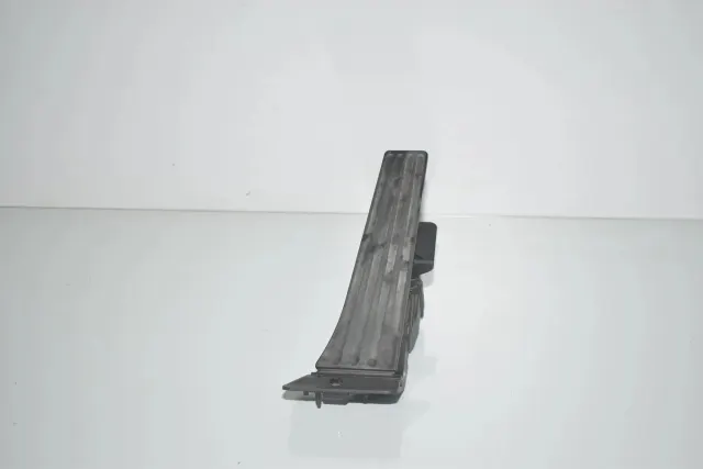 Throttle Pedal