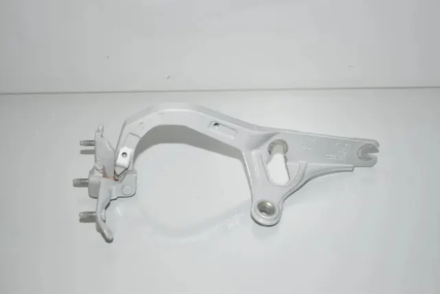 Left Side Bootlid Hinge