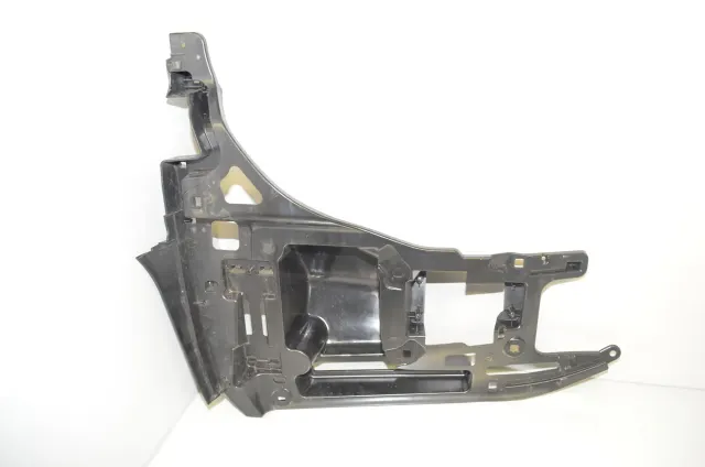 Rear Right Bumper Bracket