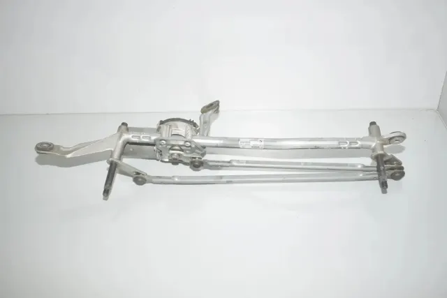 Front Windshield Wiper Mechanism