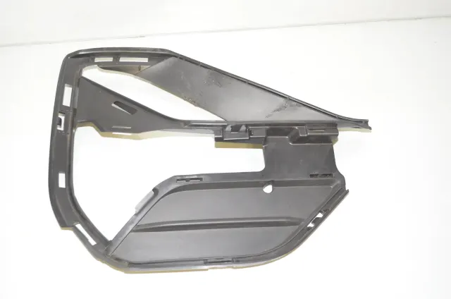 Front Right Grill
