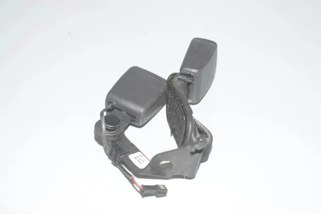 Rear Middle Seat Buckle