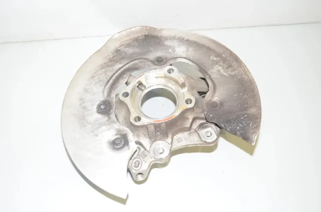 Rear Right Wheel Hub