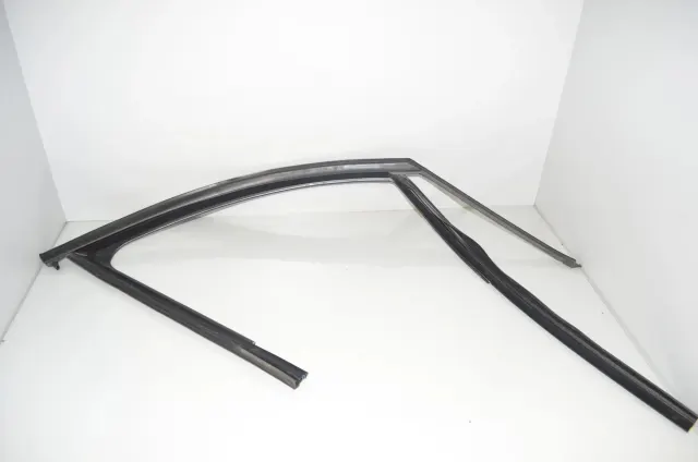 Front Right Door Rubber Seal