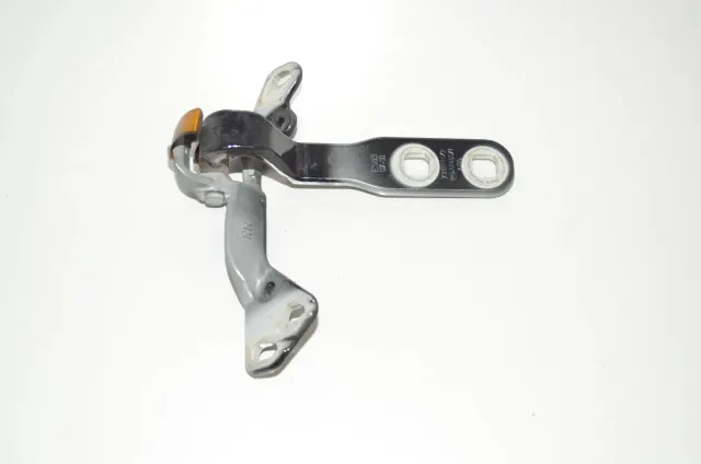 Right Side Bootlid Hinge