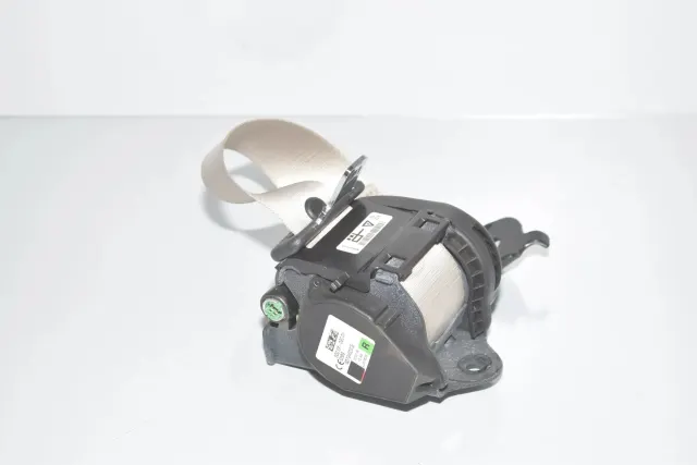 Rear Right Seatbelt