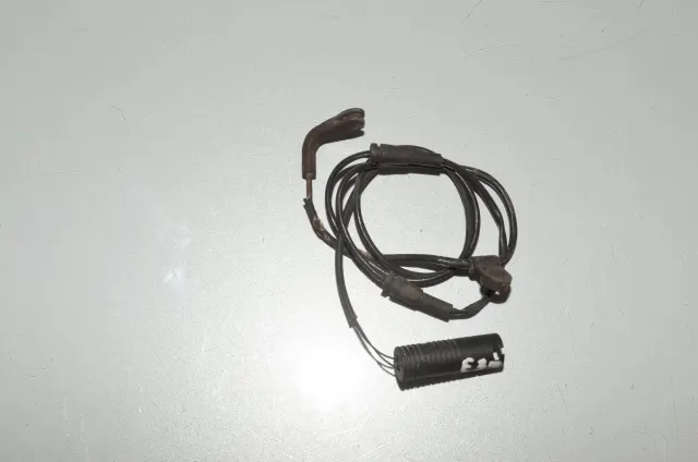 Brake pad sensor
