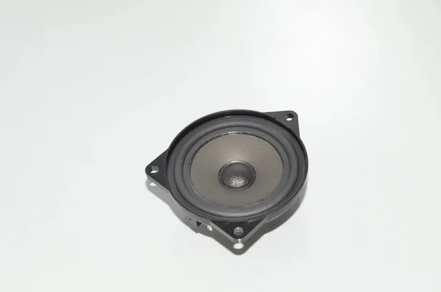 Dashboard Speaker