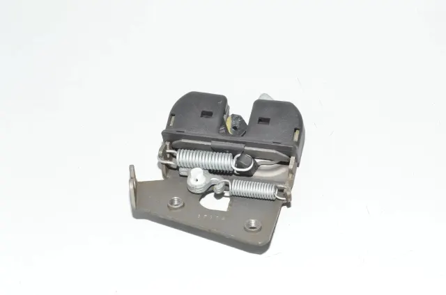 Rear Seat Backrest Lock