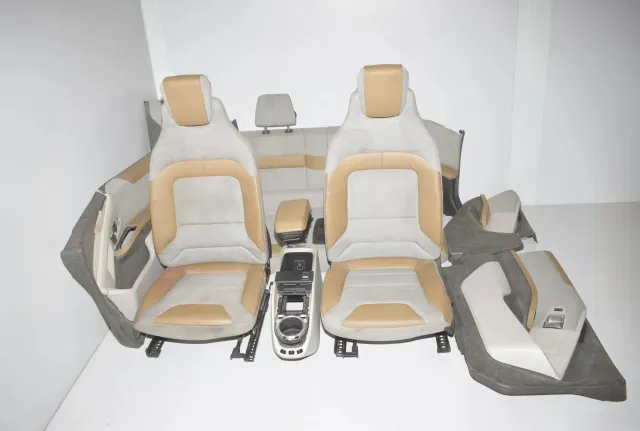 Seat set