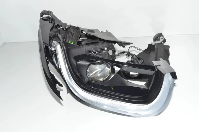 Front Right Headlight